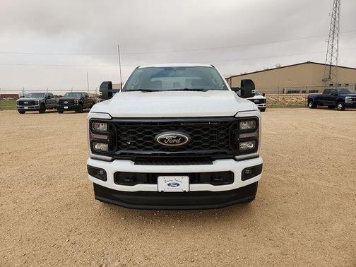 OXFORD WHITE 2026 Ford F-250 Lariat