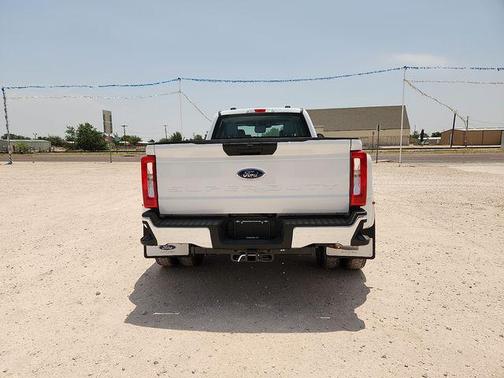 OXFORD WHITE 2026 Ford F-450 XL