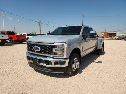 Glacier Gray Metallic TriCoat 2026 Ford F-350 King Ranch