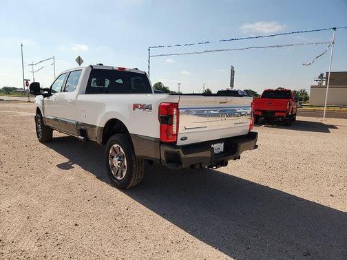 Star White Metallic Tri-Coat 2026 Ford F-350 King Ranch