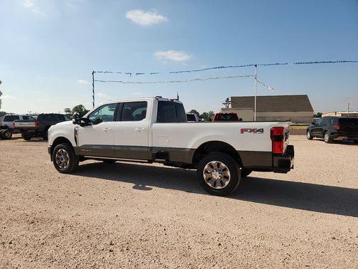 Star White Metallic Tri-Coat 2026 Ford F-350 King Ranch