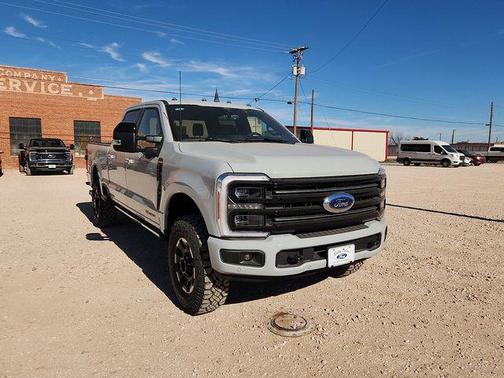 2026 Ford F-250 Platinum