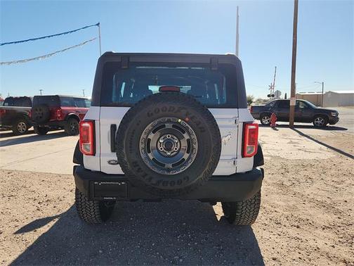 2025 Ford Bronco Base