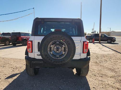 2025 Ford Bronco Base