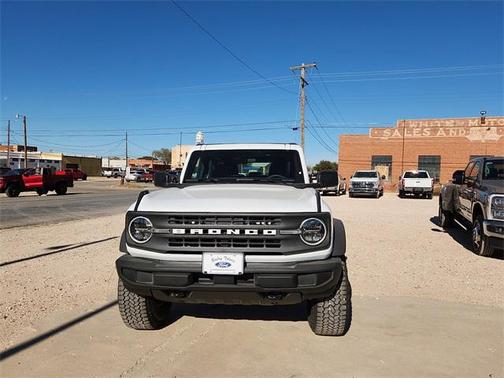 2025 Ford Bronco Base