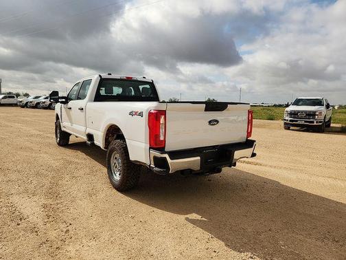 OXFORD WHITE 2026 Ford F-250 XL