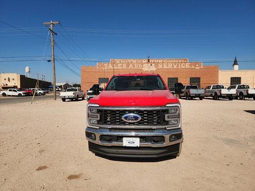 2026 Ford F-350 Lariat