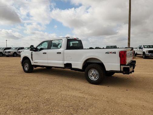 OXFORD WHITE 2026 Ford F-250 XL