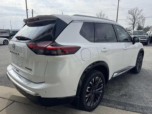 2024 Nissan Rogue Platinum