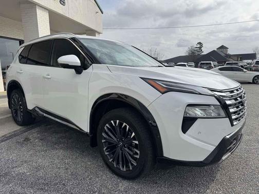 2024 Nissan Rogue Platinum