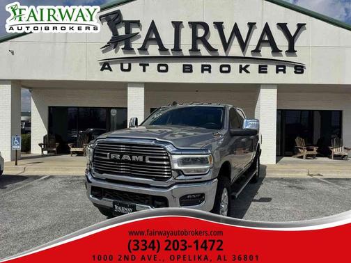 2023 RAM 2500 Laramie Crew Cab 4x4 6'4' Box