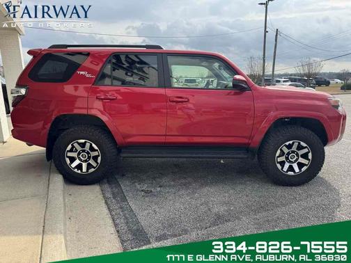 2024 Toyota 4Runner TRD Off Road