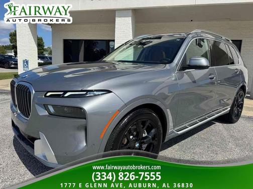 Skyscraper Grey Metallic 2026 BMW X7 xDrive40i