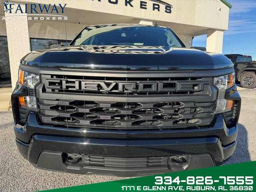 2024 Chevrolet Silverado 1500 Custom