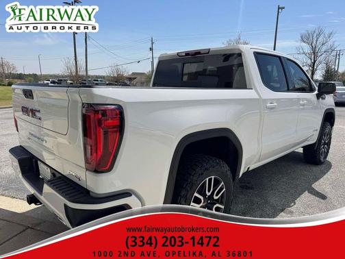 2023 GMC Sierra 1500 AT4