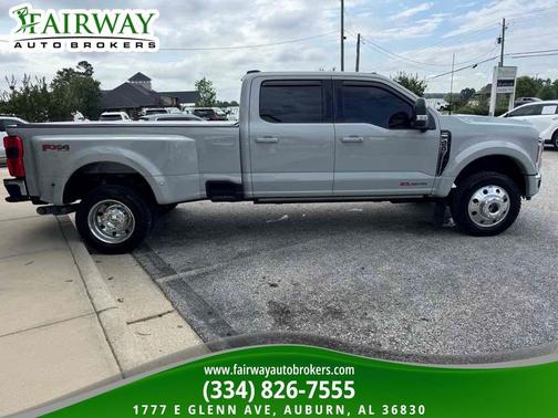 Avalanche 2026 Ford F-450 Lariat