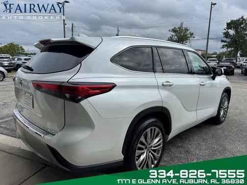 2023 Toyota Highlander Platinum