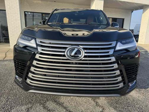 2025 Lexus LX 600 Luxury