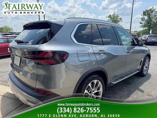 Skyscraper Grey Metallic 2026 BMW X5 sDrive40i