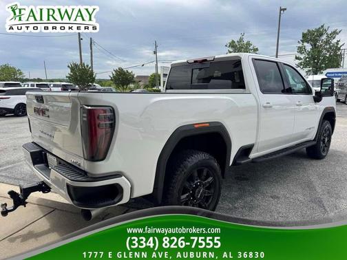 Summit White 2025 GMC Sierra 2500 AT4