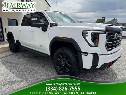 Summit White 2025 GMC Sierra 2500 AT4