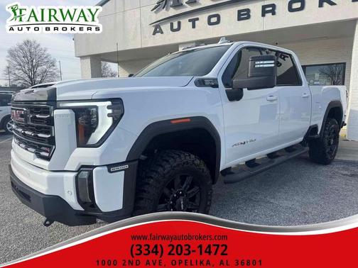 Summit White 2024 GMC Sierra 2500 AT4