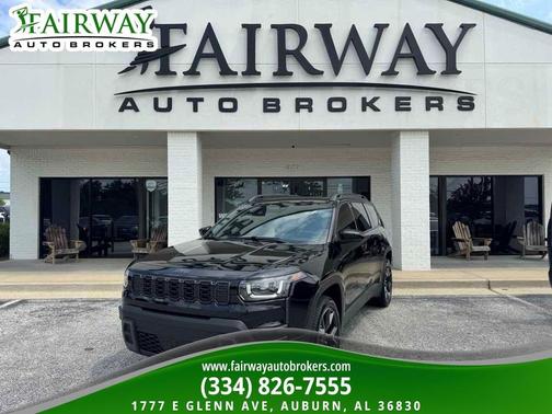 diamond black crystal pearlcoat 2026 Jeep Cherokee Overland