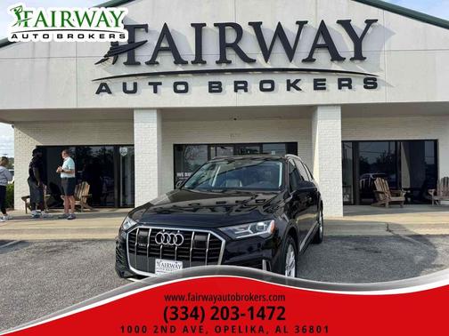 Mythos Black Metallic 2023 Audi Q7 55 Premium Plus