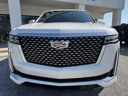 Crystal White Tricoat 2024 Cadillac Escalade Premium Luxury