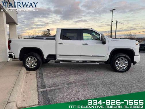Summit White 2024 Chevrolet Silverado 2500 High Country