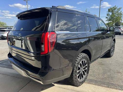Agate Black Metallic 2025 Ford Expedition Platinum
