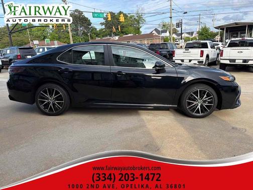 Midnight Black Metallic 2024 Toyota Camry SE