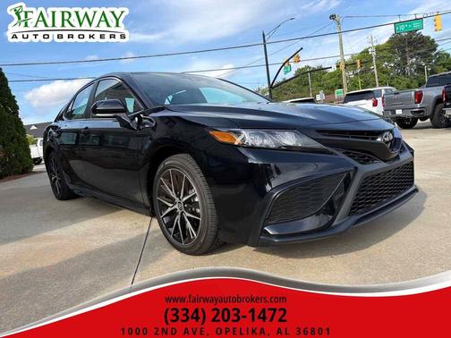 Midnight Black Metallic 2024 Toyota Camry SE