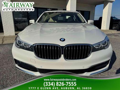 2018 BMW 740 740i