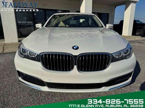 2018 BMW 740 740i