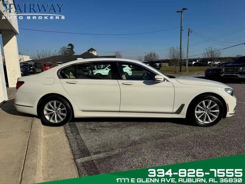 2018 BMW 740 740i