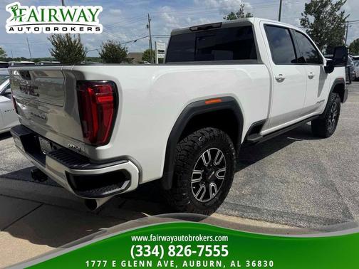 Summit White 2023 GMC Sierra 2500 AT4