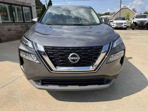 Gun Metallic 2023 Nissan Rogue SV