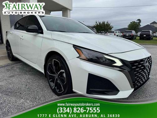 Pearl White Tricoat 2024 Nissan Altima SR FWD