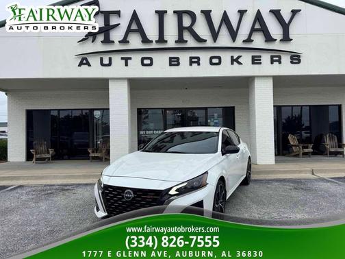 Pearl White Tricoat 2024 Nissan Altima SR FWD