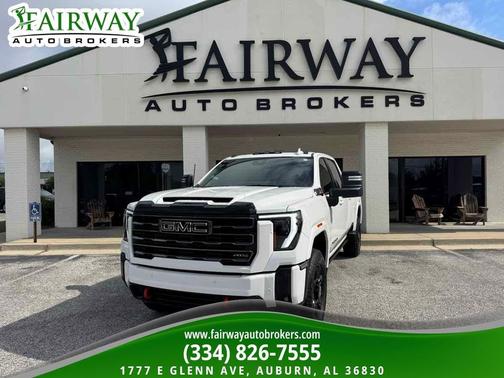 Summit White 2024 GMC Sierra 2500 AT4