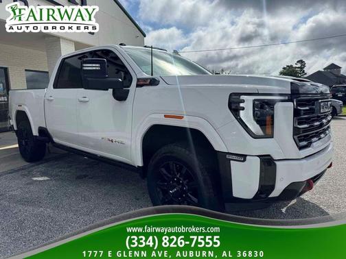 Summit White 2024 GMC Sierra 2500 AT4