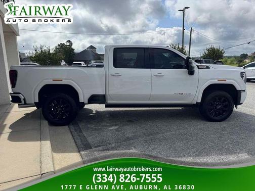 Summit White 2024 GMC Sierra 2500 AT4