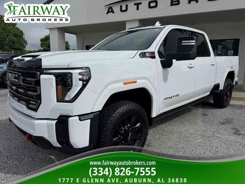 Summit White 2024 GMC Sierra 2500 AT4