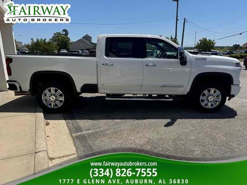 Summit White 2025 Chevrolet Silverado 2500 High Country