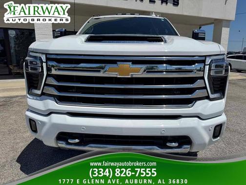 Summit White 2025 Chevrolet Silverado 2500 High Country