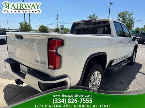 Summit White 2025 Chevrolet Silverado 2500 High Country