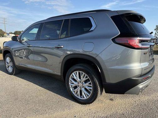 2026 GMC Acadia Elevation FWD