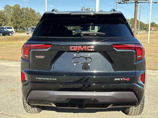 2026 GMC Terrain AWD AT4