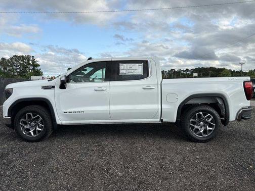 Summit White 2026 GMC Sierra 1500 SLE